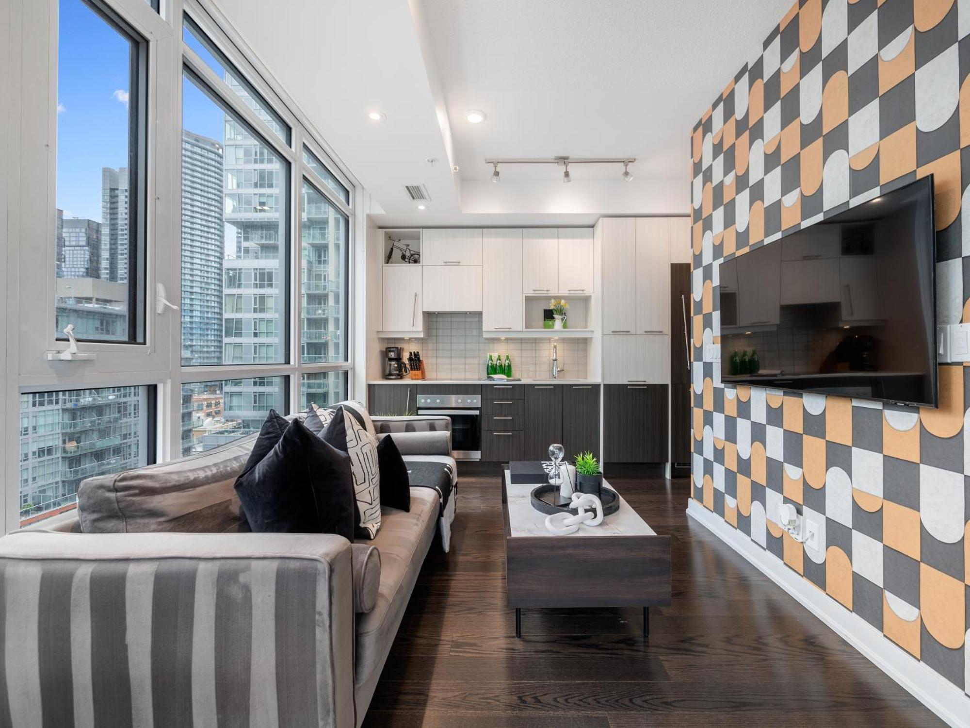 Freed - Downtown Apartment Toronto